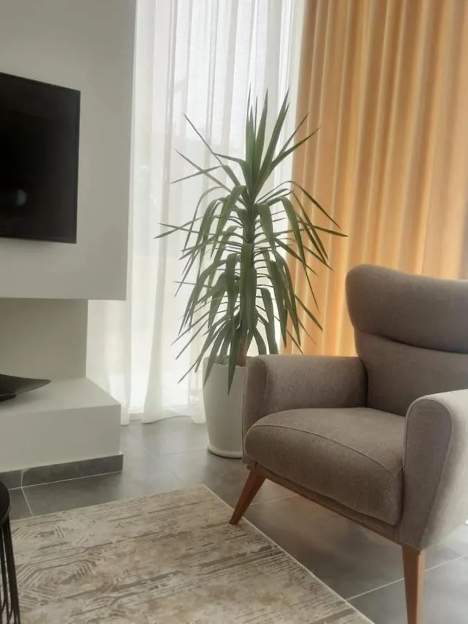 Apartment Villa Amal Palase